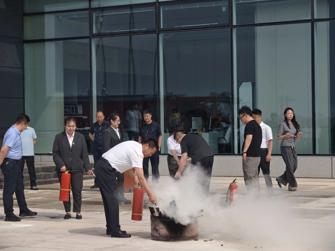 【平安物業(yè)】市城投物業(yè)公司聯(lián)合伊金霍洛旗消防救援大隊(duì)